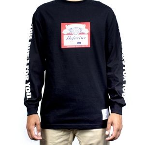 Black long sleeve Huf and Budweiser tee-shirt